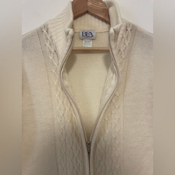 BFA Classics Size L Cream Zip Up Cardigan - Picture 6 of 10